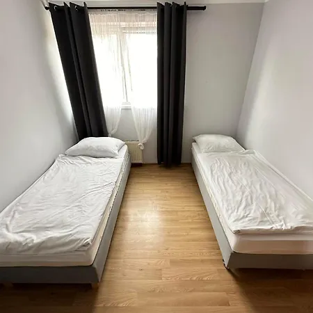 Zabkowickie Centrum Sportu I Rekreacji Sp. Z O. O. Hotel Zabkowice Slaskie