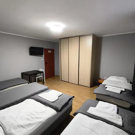 Ząbkowickie Centrum Sportu I Rekreacji Sp. Z O. O. Hotel *