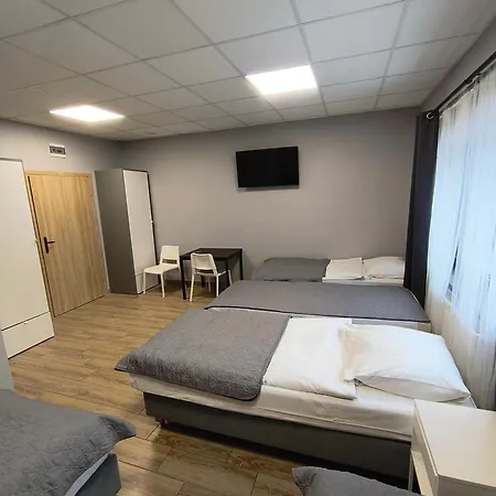 Ząbkowickie Centrum Sportu I Rekreacji Sp. Z O. O. *