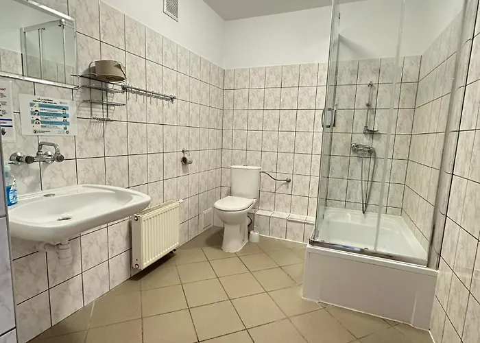 Zabkowickie Centrum Sportu I Rekreacji Sp. Z O. O. Hotel *