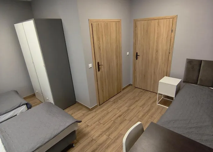 Zabkowickie Centrum Sportu I Rekreacji Sp. Z O. O. Hotel Zabkowice Slaskie