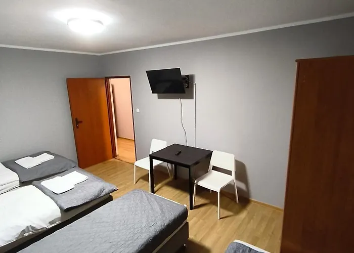 Zabkowickie Centrum Sportu I Rekreacji Sp. Z O. O. Hotel