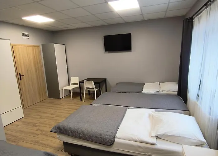 Zabkowickie Centrum Sportu I Rekreacji Sp. Z O. O. *