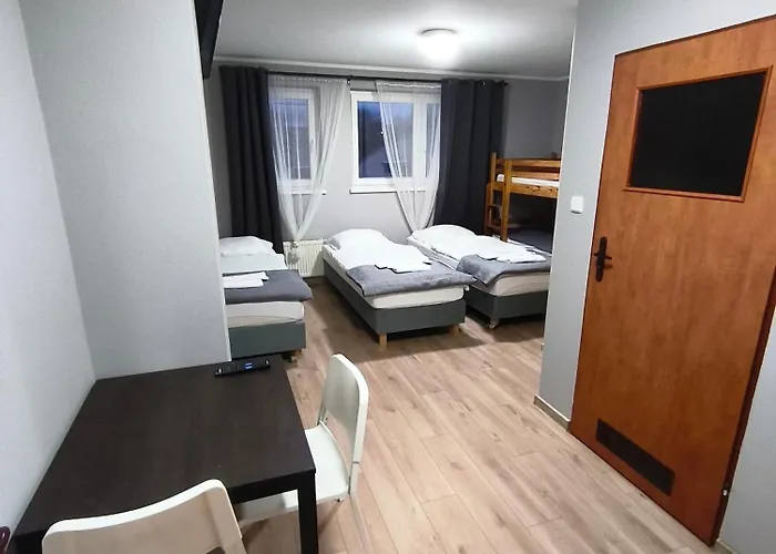 Zabkowickie Centrum Sportu I Rekreacji Sp. Z O. O. Hotel *